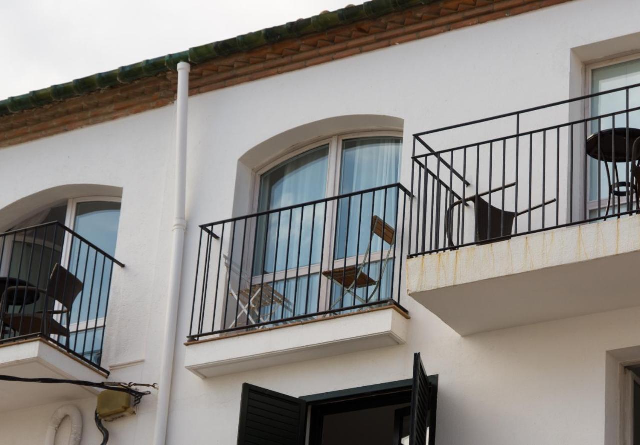 Hostal Marina كاذاكيس المظهر الخارجي الصورة