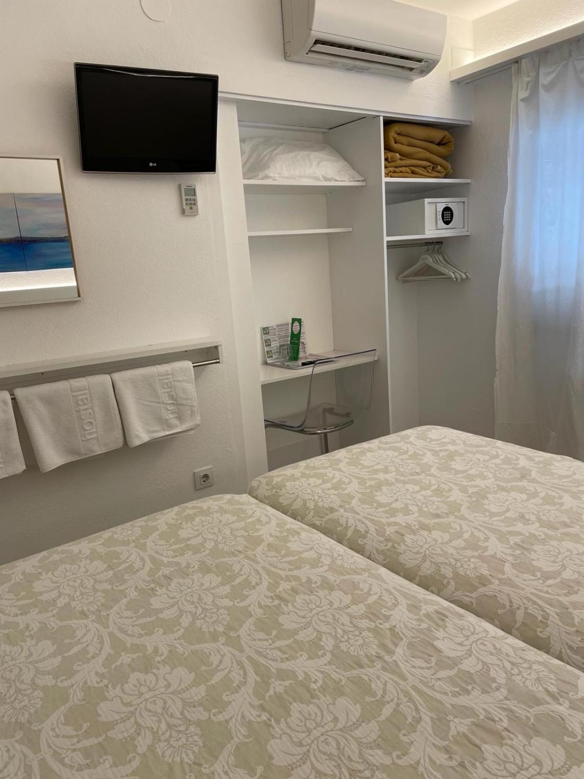 Hostal Marina كاذاكيس المظهر الخارجي الصورة