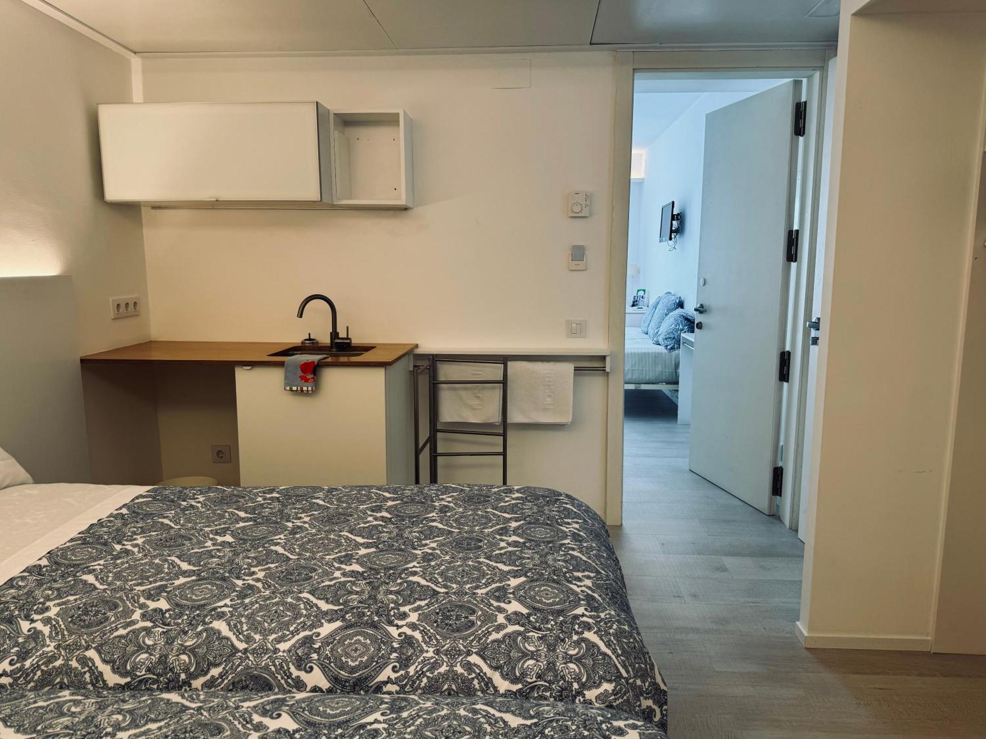 Hostal Marina كاذاكيس المظهر الخارجي الصورة
