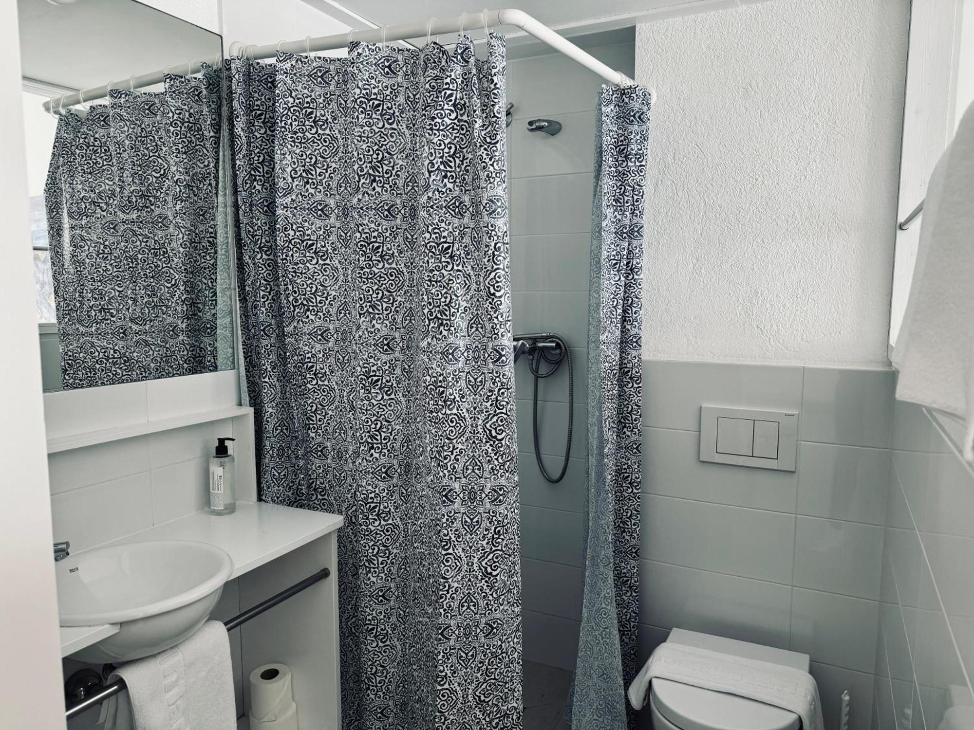 Hostal Marina كاذاكيس المظهر الخارجي الصورة