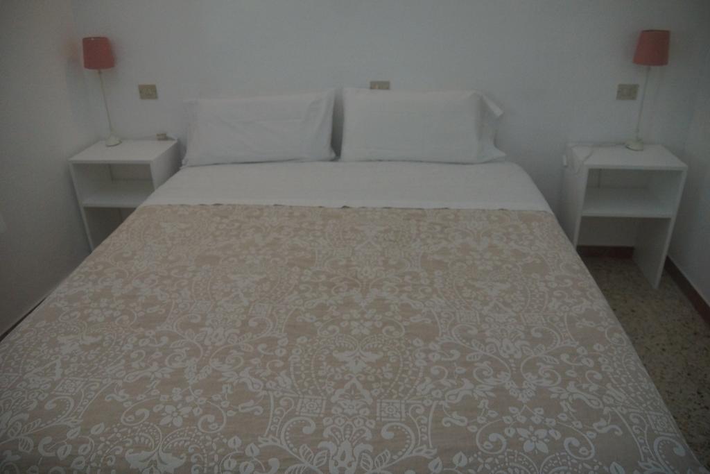 Hostal Marina كاذاكيس المظهر الخارجي الصورة