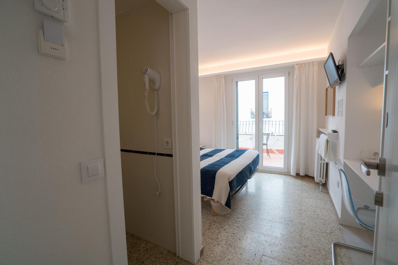 Hostal Marina كاذاكيس المظهر الخارجي الصورة
