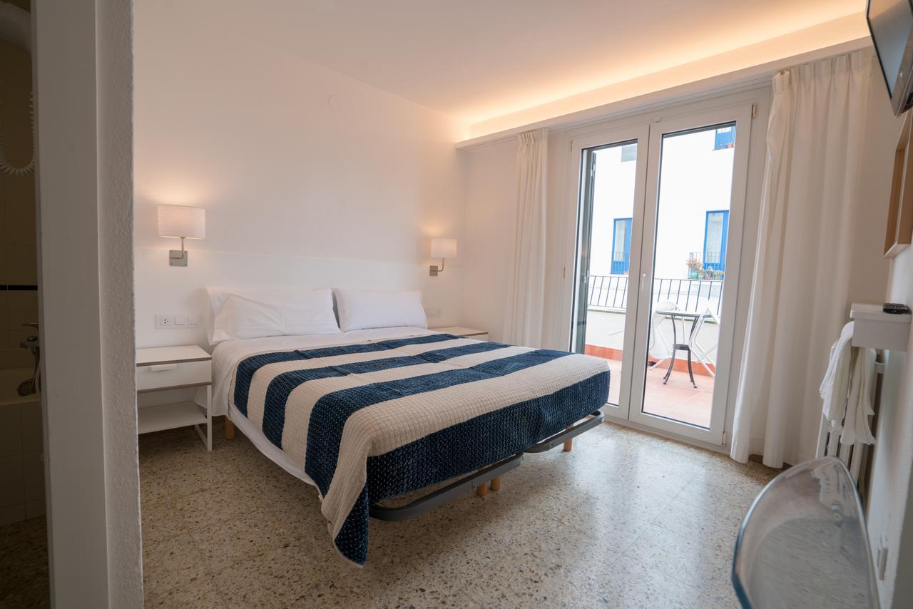 Hostal Marina كاذاكيس المظهر الخارجي الصورة