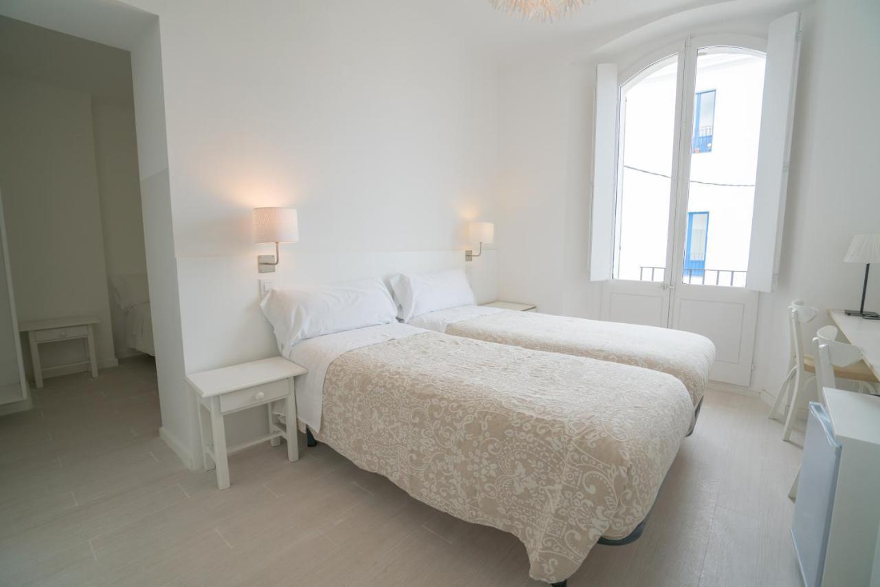 Hostal Marina كاذاكيس المظهر الخارجي الصورة