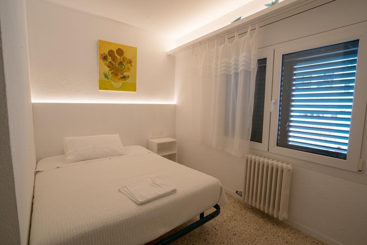 Hostal Marina كاذاكيس المظهر الخارجي الصورة
